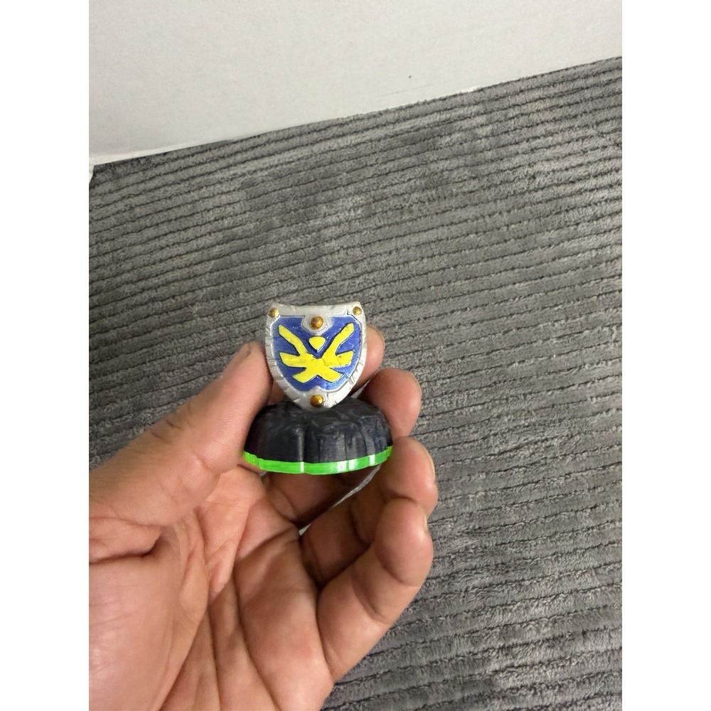 Activision Skylanders Spyro's Adventure Sky Iron Shield Figure Only
